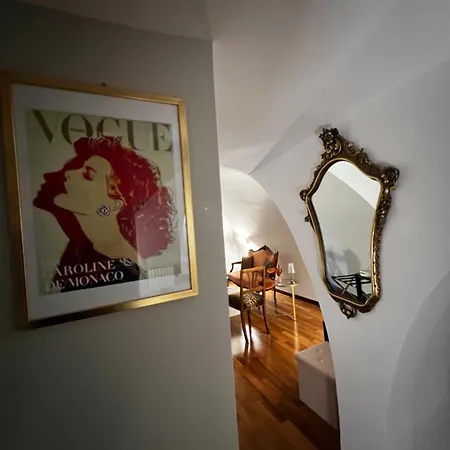 Calefati Gallery Luxury *