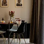 Calefati Gallery Luxury Apartmán Bari