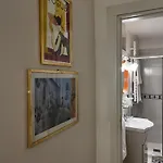 Calefati Gallery Luxury アパート