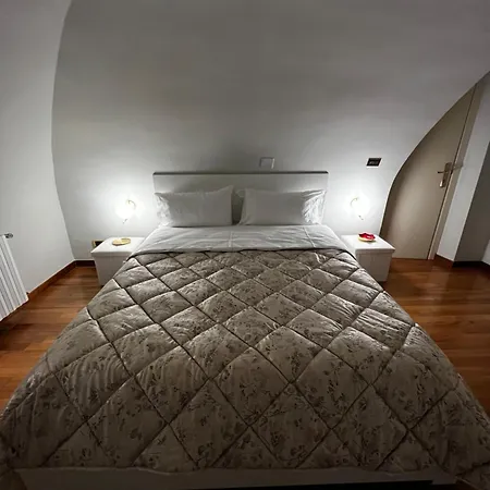 Calefati Gallery Luxury * בארי