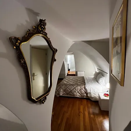 Calefati Gallery Luxury