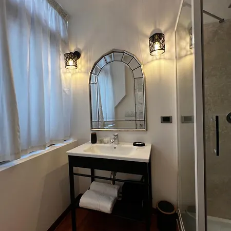 Calefati Gallery Luxury *